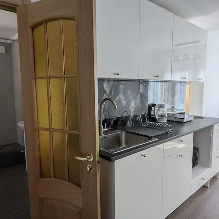 Apartamento Pine Forest House 4 *